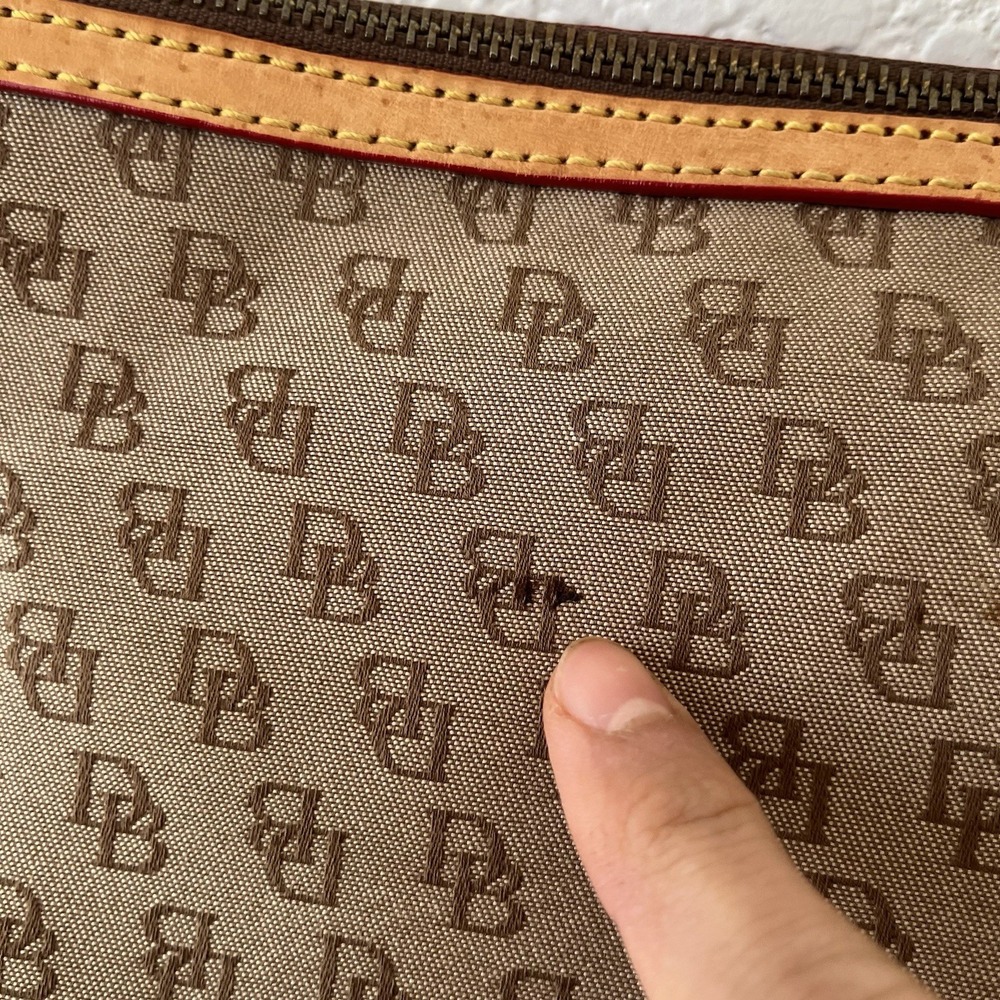 Vintage Dooney & Bourke Womens Monogram Canvas Handbag Purse *READ* - Picture 9 of 16